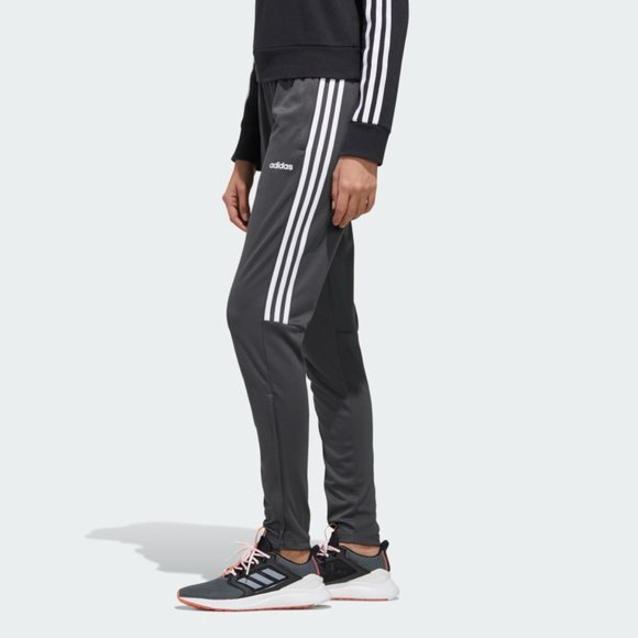 Iconic Adidas Track Pants Joggers Black 3 Stripe - Picture 12 of 13
